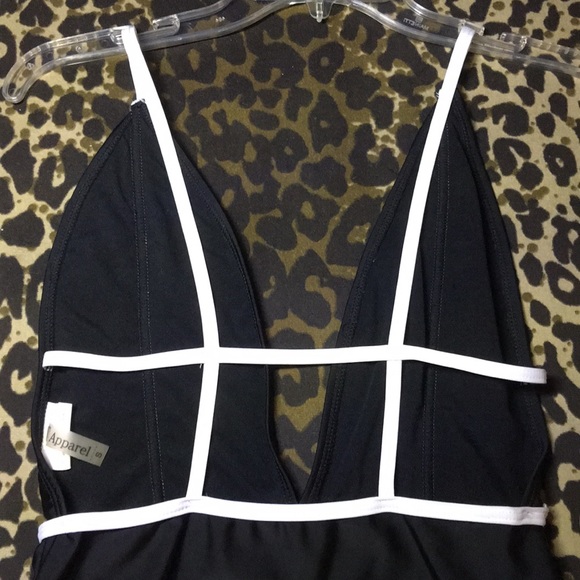 One piece bathing suit - Picture 3 of 4